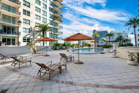 Condo in Fort Lauderdale, Florida, 2 bedrooms № 2078091 - photo 30