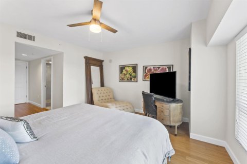 Condo in Fort Lauderdale, Florida, 2 bedrooms № 2078091 - photo 19