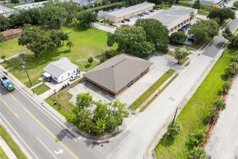 Propiedad comercial en venta en Kissimmee, Florida, 422.8 m2 № 2308848 - foto 14