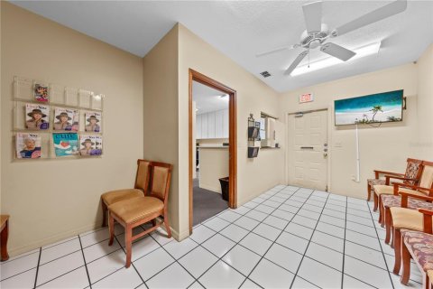 Propiedad comercial en venta en Kissimmee, Florida, 422.8 m2 № 2308848 - foto 20