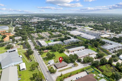 Propiedad comercial en venta en Kissimmee, Florida, 422.8 m2 № 2308848 - foto 7