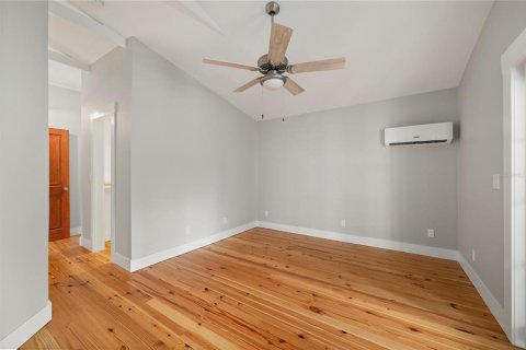 House in Punta Gorda, Florida 3 bedrooms, 256.22 sq.m. № 2237957 - photo 30
