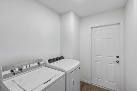 Casa en venta en Port St. Lucie, Florida, 3 dormitorios, 120.4 m2 № 2357759 - foto 22