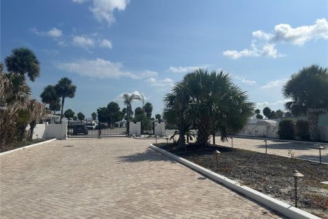 Condominio en venta en Englewood, Florida, 2 dormitorios, 131.83 m2 № 1856340 - foto 14