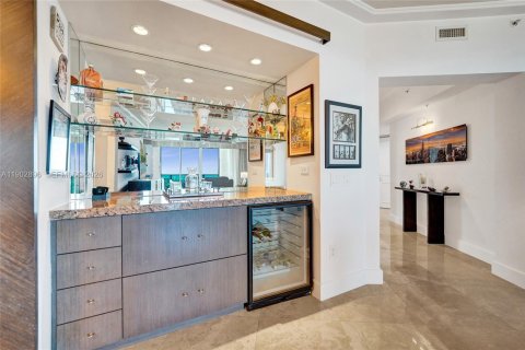 Condominio en venta en Fort Lauderdale, Florida, 2 dormitorios, 196.02 m2 № 2054902 - foto 13