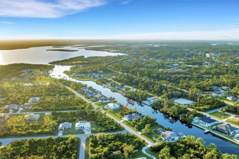 Купить земельный участок в Порт-Шарлотт, Флорида № 847644 - фото 7