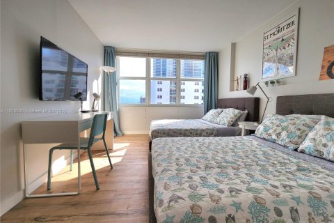 Copropriété à louer à Hollywood, Floride: 2 chambres, 126.35 m2 № 1966739 - photo 29