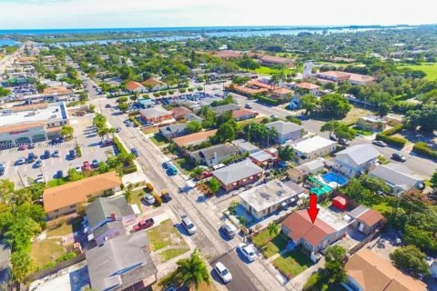 Villa ou maison à West Palm Beach, Floride 3 chambres, 116.13 m2 № 2039270