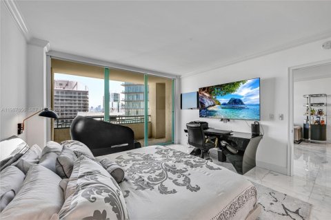 Condo in Miami, Florida, 1 bedroom  № 2053082 - photo 3