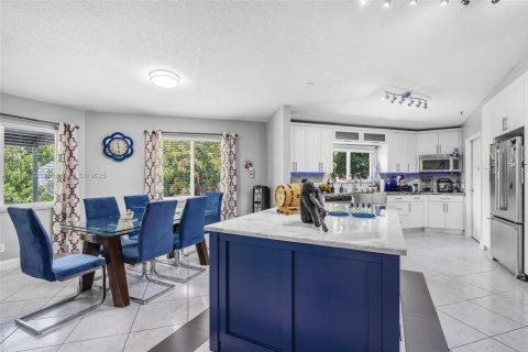 Casa en venta en Miami, Florida, 4 dormitorios, 214.42 m2 № 1762984 - foto 7