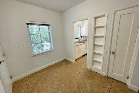 Apartamento en alquiler en Miami Beach, Florida, 41.81 m2 № 2026935 - foto 9