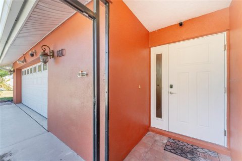 House in Punta Gorda, Florida 2 bedrooms, 132.39 sq.m. № 2167571 - photo 6