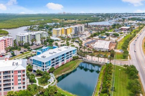 Copropriété à vendre à New Smyrna Beach, Floride: 3 chambres, 148.92 m2 № 1743516 - photo 4