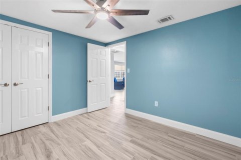 House in Hudson, Florida 2 bedrooms, 108.51 sq.m. № 1849822 - photo 15