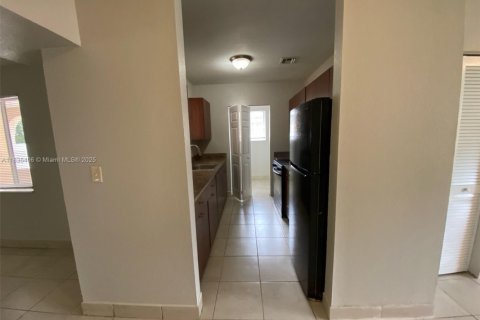 Casa en venta en Hallandale Beach, Florida, 4 dormitorios, 138.61 m2 № 1823416 - foto 6