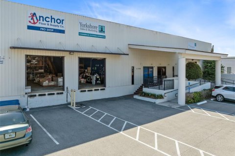 Commercial property in Longwood, Florida 4325.53 sq.m. № 1337944 - photo 2