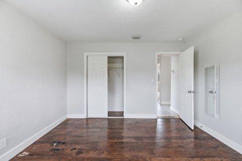 House in Pompano Beach, Florida 4 bedrooms, 115.48 sq.m. № 2249293 - photo 19