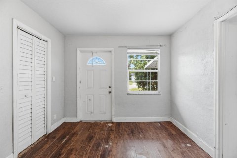 House in Pompano Beach, Florida 4 bedrooms, 115.48 sq.m. № 2249293 - photo 7