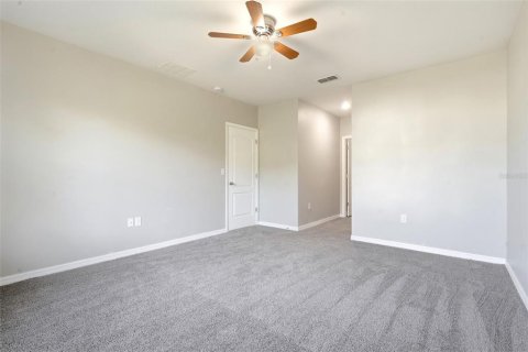 House in DeBary, Florida 3 bedrooms, 158.49 sq.m. № 2167615 - photo 23