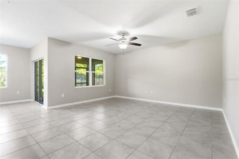House in DeBary, Florida 3 bedrooms, 158.49 sq.m. № 2167615 - photo 7