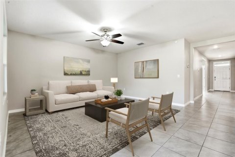 House in DeBary, Florida 3 bedrooms, 158.49 sq.m. № 2167615 - photo 27