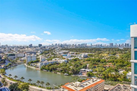 Condo in Miami Beach, Florida, 3 bedrooms  № 1976600 - photo 12