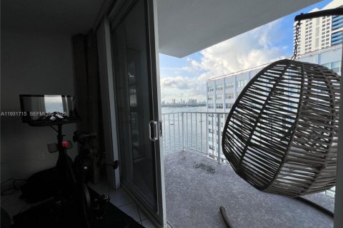 Снять в аренду кондоминиум в Майами-Бич, Флорида 1 спальня, 69.68м2, № 1990663 - фото 13