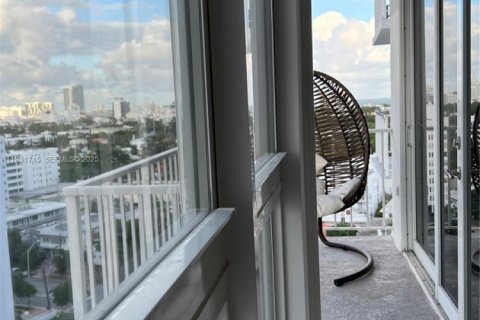 Снять в аренду кондоминиум в Майами-Бич, Флорида 1 спальня, 69.68м2, № 1990663 - фото 14