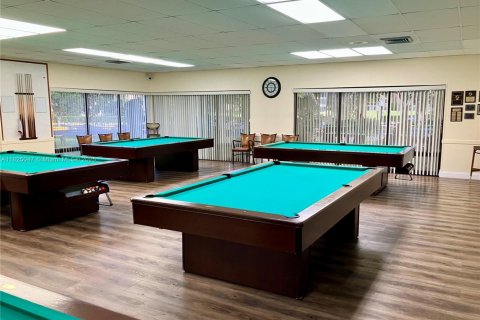 Condo in Sunrise, Florida, 1 bedroom  № 1980837 - photo 13