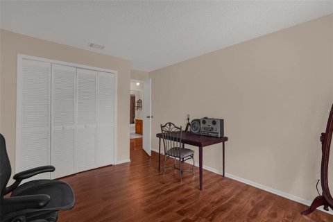 House in Orlando, Florida 4 bedrooms, 178 sq.m. № 2315288 - photo 19