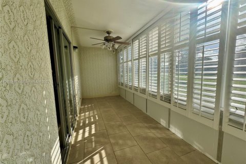 Condo in Deerfield Beach, Florida, 1 bedroom  № 1952294 - photo 15