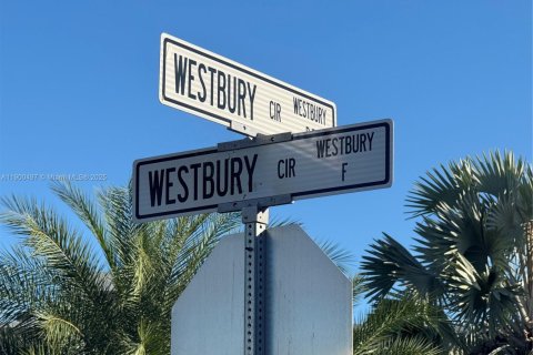 Condo in Deerfield Beach, Florida, 1 bedroom  № 1952294 - photo 3