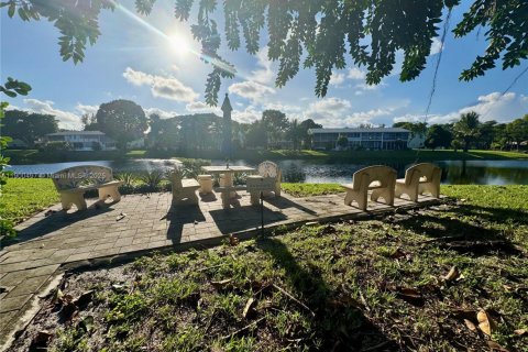 Condo in Deerfield Beach, Florida, 1 bedroom  № 1952294 - photo 17