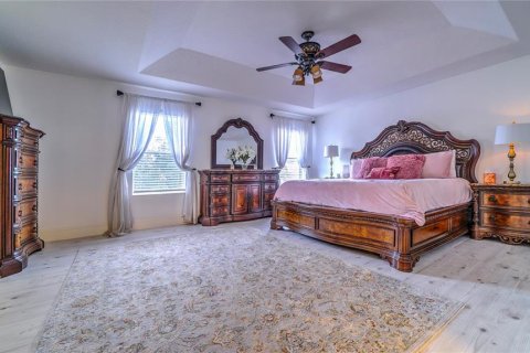 House in Orlando, Florida 5 bedrooms, 288.65 sq.m. № 2223545 - photo 22