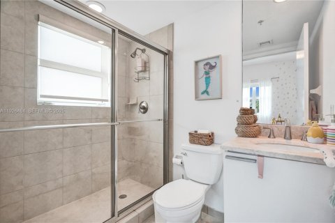 Купить кондоминиум в Норт-Майами, Флорида 3 спальни, 190.26м2, № 1986428 - фото 17