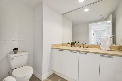 Купить кондоминиум в Норт-Майами, Флорида 3 спальни, 190.26м2, № 1986428 - фото 18