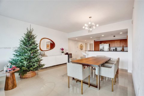 Купить кондоминиум в Норт-Майами, Флорида 3 спальни, 190.26м2, № 1986428 - фото 5