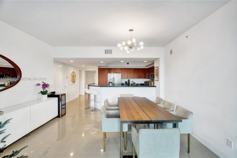 Купить кондоминиум в Норт-Майами, Флорида 3 спальни, 190.26м2, № 1986428 - фото 19