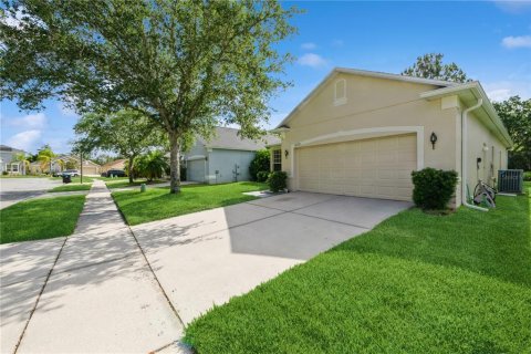 House in Orlando, Florida 3 bedrooms, 167.6 sq.m. № 1673086 - photo 3