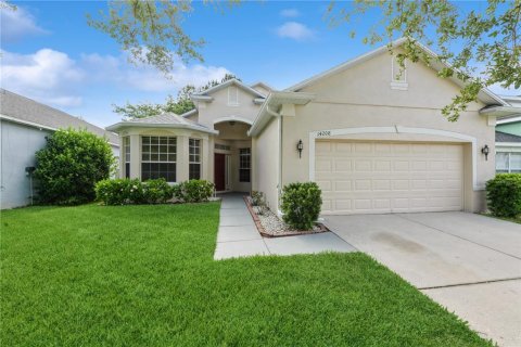 House in Orlando, Florida 3 bedrooms, 167.6 sq.m. № 1673086 - photo 1