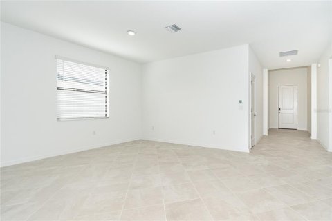 House in Port Charlotte, Florida 4 bedrooms, 188.78 sq.m. № 1909228 - photo 23