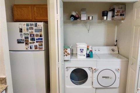 Condo in Gainesville, Florida, 2 bedrooms  № 2213180 - photo 10