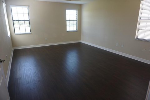 House in Orlando, Florida 5 bedrooms, 309.36 sq.m. № 1854318 - photo 24
