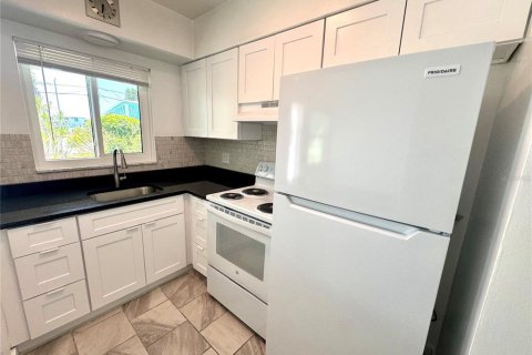 Studio in Treasure Island, Florida № 1659003 - photo 23