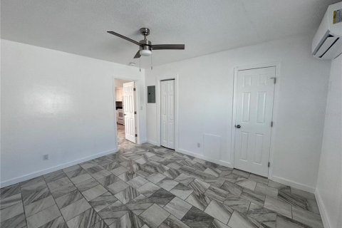 Studio in Treasure Island, Florida № 1659003 - photo 27