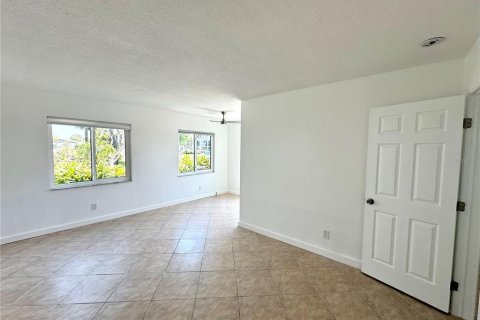 Studio in Treasure Island, Florida № 1659003 - photo 9