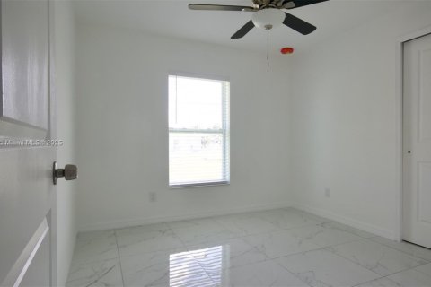 Villa ou maison à vendre à Fort Myers, Floride: 4 chambres, 145.48 m2 № 1942611 - photo 28