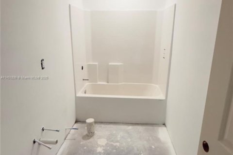 Villa ou maison à vendre à Fort Myers, Floride: 4 chambres, 145.48 m2 № 1942611 - photo 10