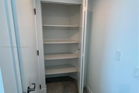 Copropriété à vendre à Miami Beach, Floride: 1 chambre, 49.24 m2 № 2061307 - photo 14