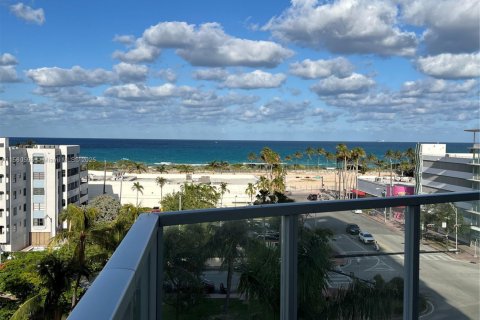 Copropriété à vendre à Miami Beach, Floride: 1 chambre, 49.24 m2 № 2061307 - photo 7